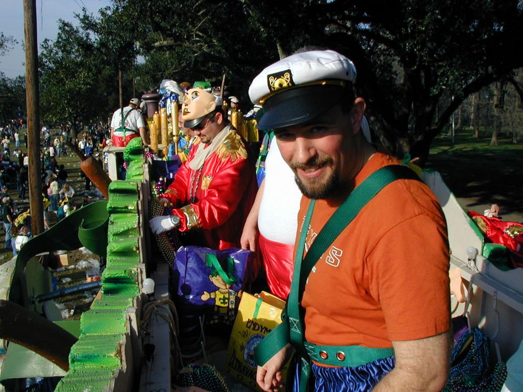 2005/02(February)/2005-Mardi-Gras/1024x768_2005-02-05-Mardi-Gras-11-float-Ren.JPG