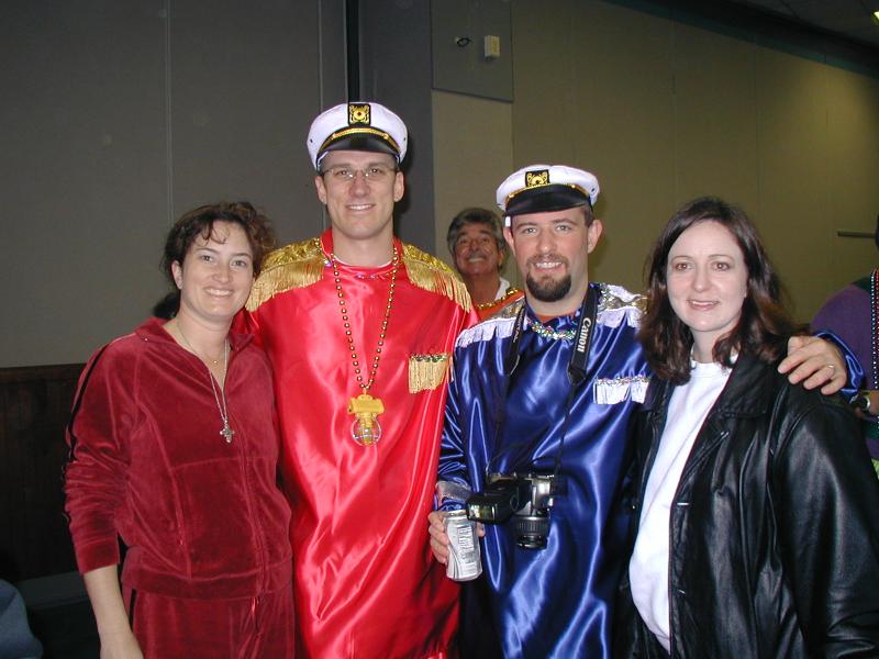 2005/02(February)/2005-Mardi-Gras/800x600_2005-02-05-Mardi-Gras-06-Mass-Suzi-Travis-Ren-Marci.JPG