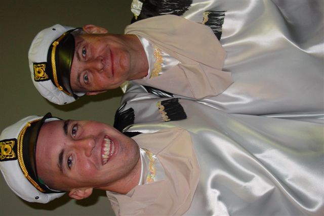 2005/02(February)/Buzz/640x480_DSC01053.JPG
