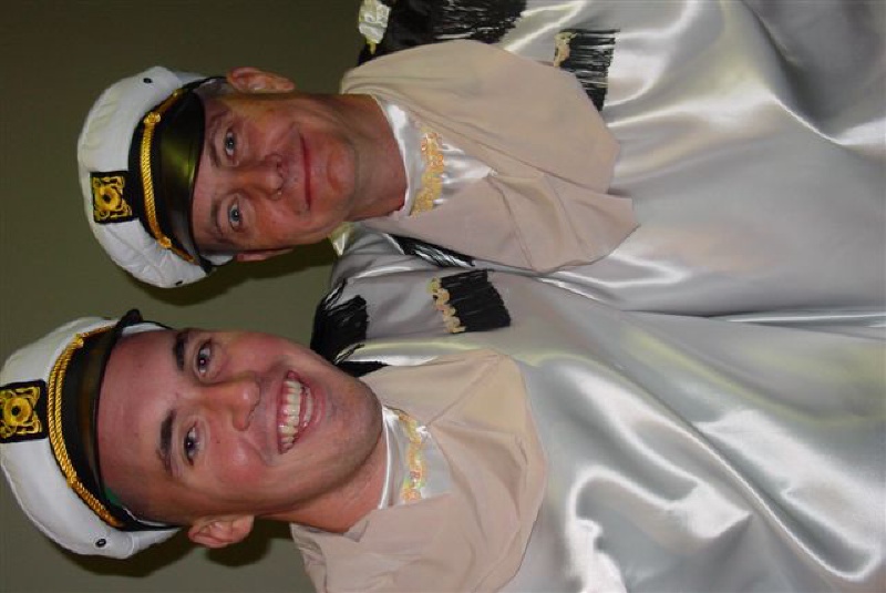 2005/02(February)/Buzz/800x600_DSC01053.JPG