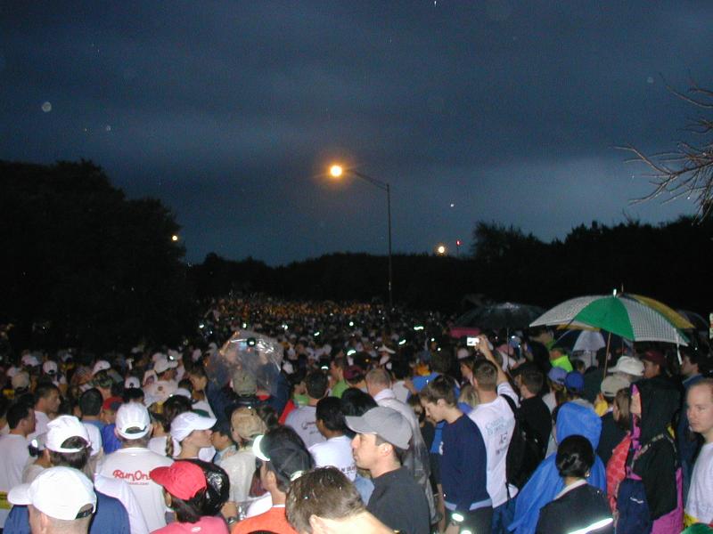 2005/02(February)/Freescale-Marathon/800x600_2005-02-13-Freescale-Marathon-06-crowd.JPG