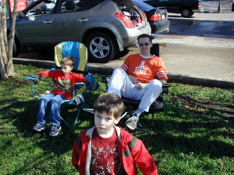 2005-02-13-Freescale-Marathon-27-mile15-Chance-Dax-Josh.JPG