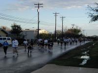 2005-02-13-Freescale-Marathon-14-Suzi-mile4.JPG