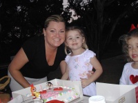 2005/02(February)/Kyla-3rd-Bday/2005-02-13-Kyla-3rd-bday-01-Katie.JPG