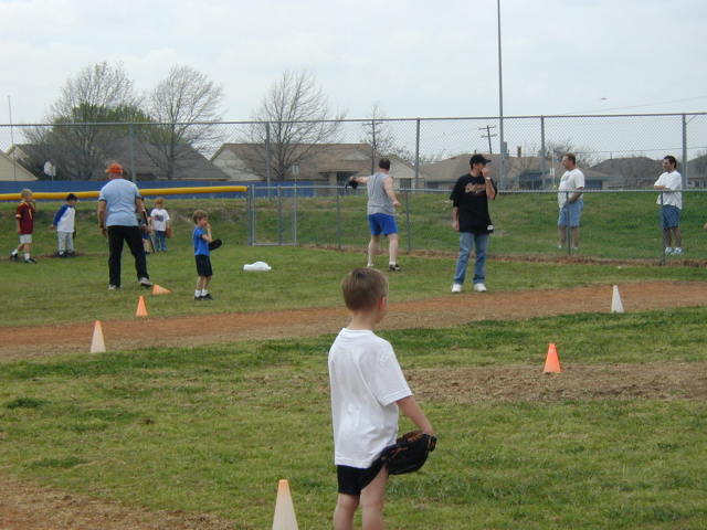2005/03(March)/Chance-Tball/640x480_2005-03-19-Chance-Tball-02.JPG