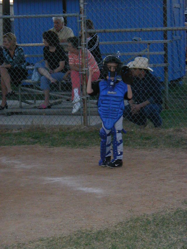 2005-03-24-Chance-Tball-09-catcher.JPG