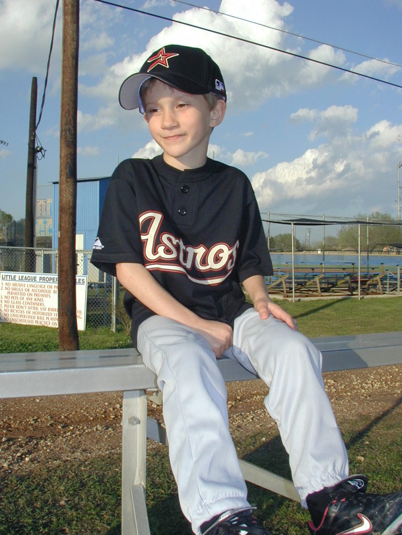 2005/03(March)/Chance-Tball/800x600_2005-03-21-Chance-Tball-Astros-2.JPG
