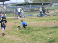 2005-03-19-Chance-Tball-09-fielding.JPG
