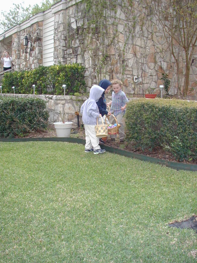 2005/03(March)/Easter/640x480_2005-03-27-Easter-17-Dax-Chance-Vale.JPG