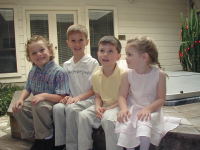 2005-03-27-Easter-08-Vale-Chance-Kyla-Dax.JPG