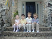 2005-03-27-Easter-11-Vale-Chance-Kyla-Dax.JPG