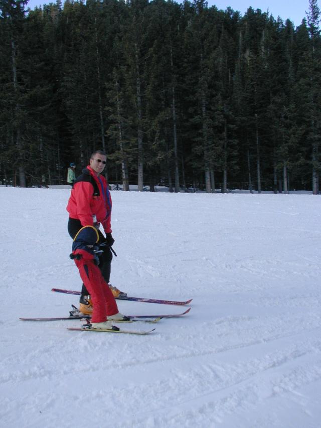 2005/03(March)/Ruidoso/Day1-skiing/640x480_2005-03-13-Rudoso-Skiing-30--Dax-Travis.JPG