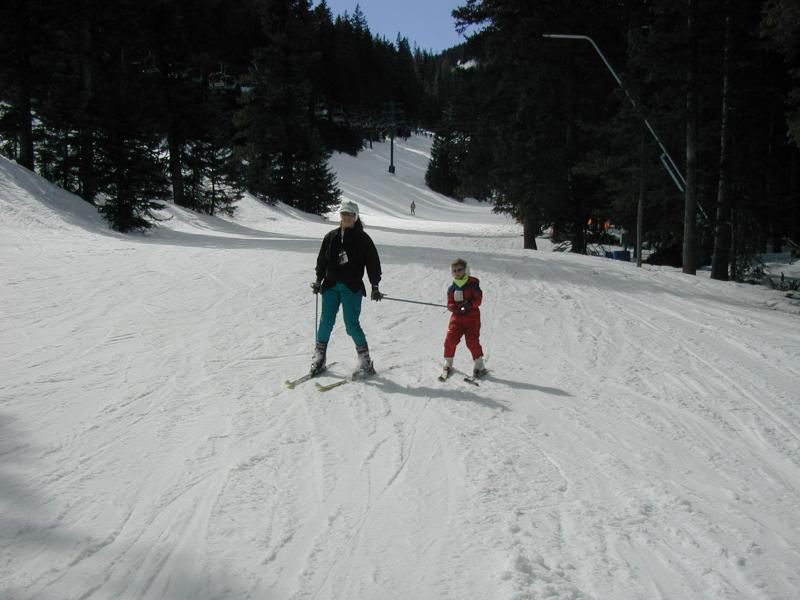 2005/03(March)/Ruidoso/Day1-skiing/800x600_2005-03-13-Rudoso-Skiing-08-Suzi-Chance.JPG