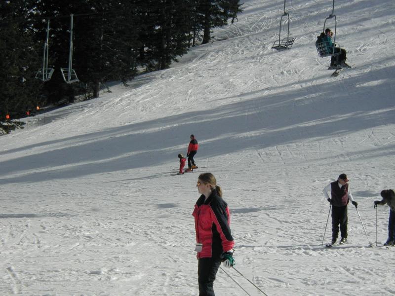 2005/03(March)/Ruidoso/Day1-skiing/800x600_2005-03-13-Rudoso-Skiing-31--Dax-Travis.JPG
