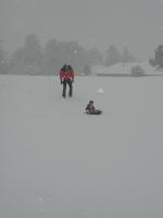 2005-03-15-Ruidoso-snowed-in-10-sledding.JPG