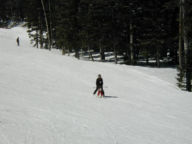 2005/03(March)/Ruidoso/Day4-skiing/640x480_2005-03-16-Ruidoso-skiing-08-Suzi-Dax.JPG
