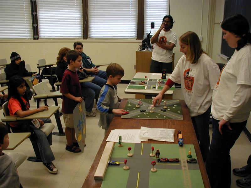 2005/03(March)/UT-Open-House/800x600_2005-03-05-UT-Open-House-03-Chance.JPG