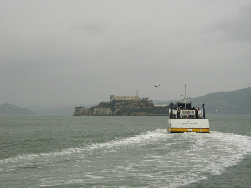 2005/04(April)/SanFrancisco/800x600_2005-04-03-SanFrancisco-4-The-Rock.JPG