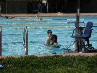 2005-04-02-Big-Stacy-Pool-7-Dax-Suzi.JPG
