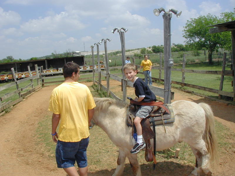 2005-04-16-Zachary-bday-Kiddie-Acres-23-Chance-pony.JPG