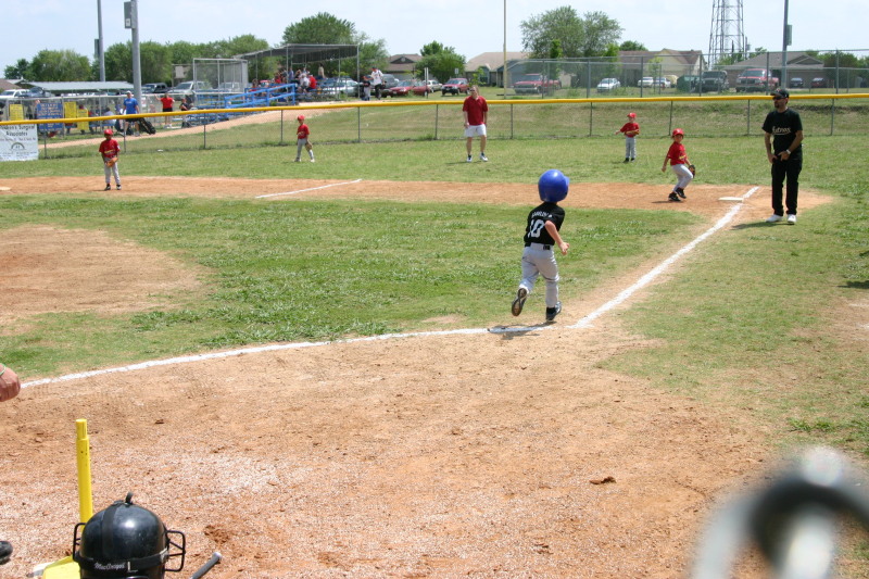 2005-05-14-Chance-Tball-35-Jacob.JPG