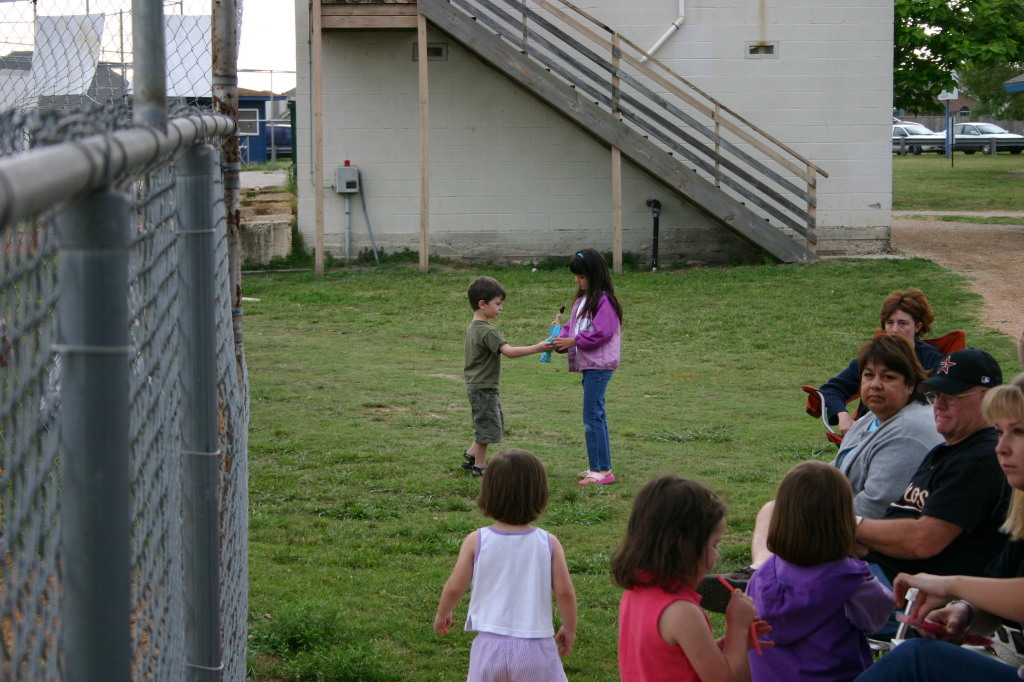 2005/05(May)/16th-Chance-Tball/1024x768_2005-05-16-Chance-Tball-06.JPG