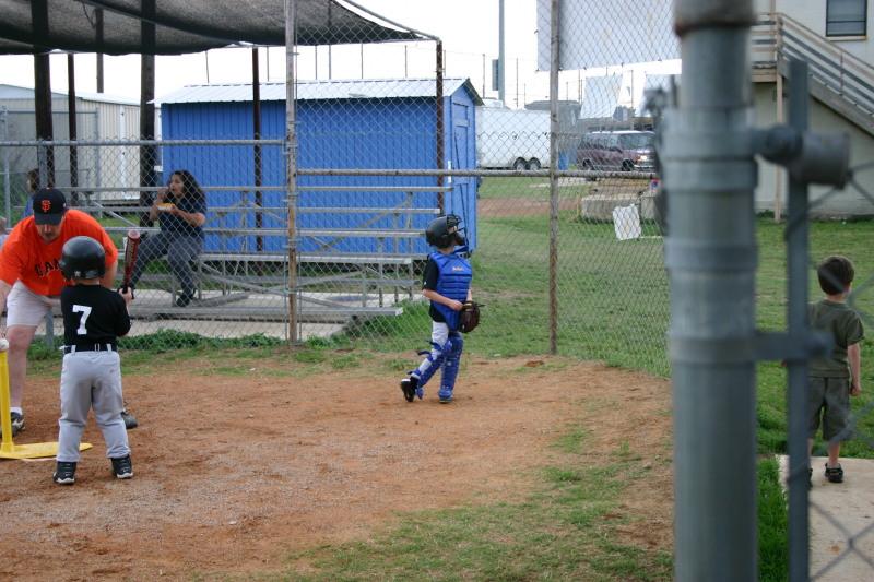 2005/05(May)/16th-Chance-Tball/800x600_2005-05-16-Chance-Tball-01.JPG