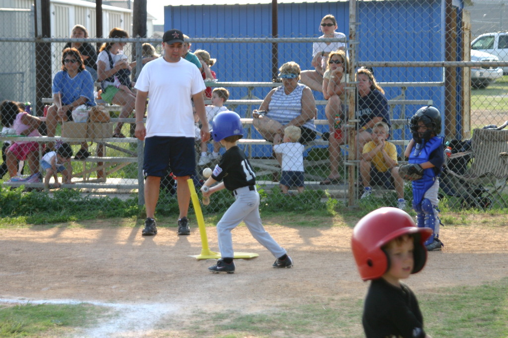 2005-05-25-Chance-Tball-07-foul-ball.JPG