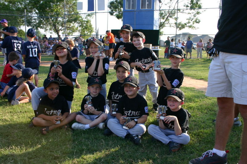 2005/05(May)/31st-Chance-Tball-Ceremony/800x600_2005-05-31-Chance-Tball-Ceremony-08.JPG