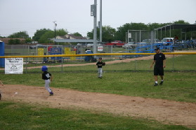 2005-05-09-T-ball-Chance-01.JPG