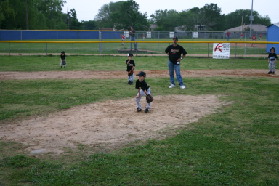 2005-05-09-T-ball-Chance-22-pitcher.JPG