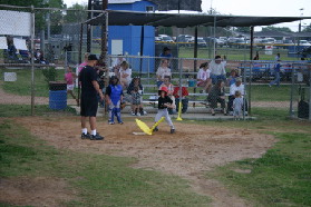 2005-05-09-T-ball-Chance-29.JPG