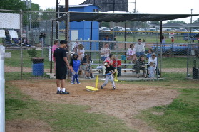 2005-05-09-T-ball-Chance-30.JPG