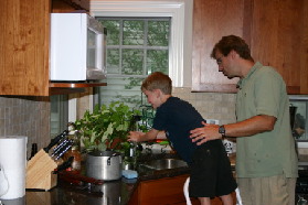 2005-05-29-Dinner-at-Allums-28-Chance-Ben.JPG