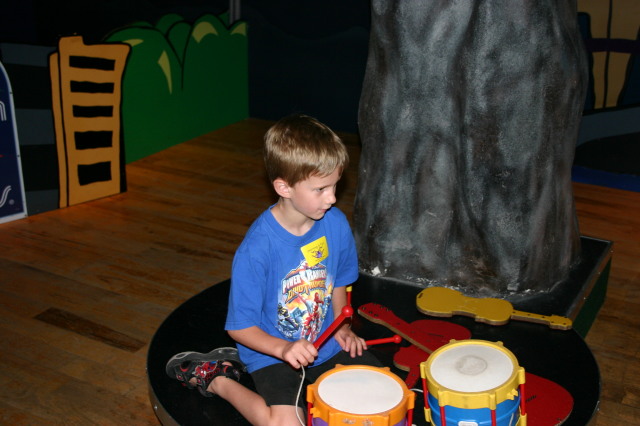 2005-05-07-Childrens-Museum-05-Chance.JPG