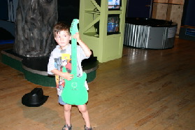 2005-05-07-Childrens-Museum-03-Dax.JPG