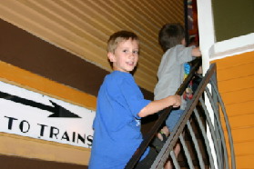 2005-05-07-Childrens-Museum-26-Chance-Dax.JPG