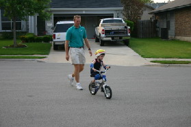 2005-05-12-bikes-09-Dax-Travis.JPG