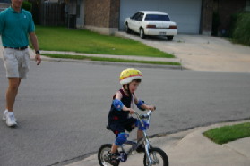 2005-05-12-bikes-12-Dax-Travis.JPG