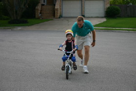 2005-05-12-bikes-17-Dax-Travis.JPG
