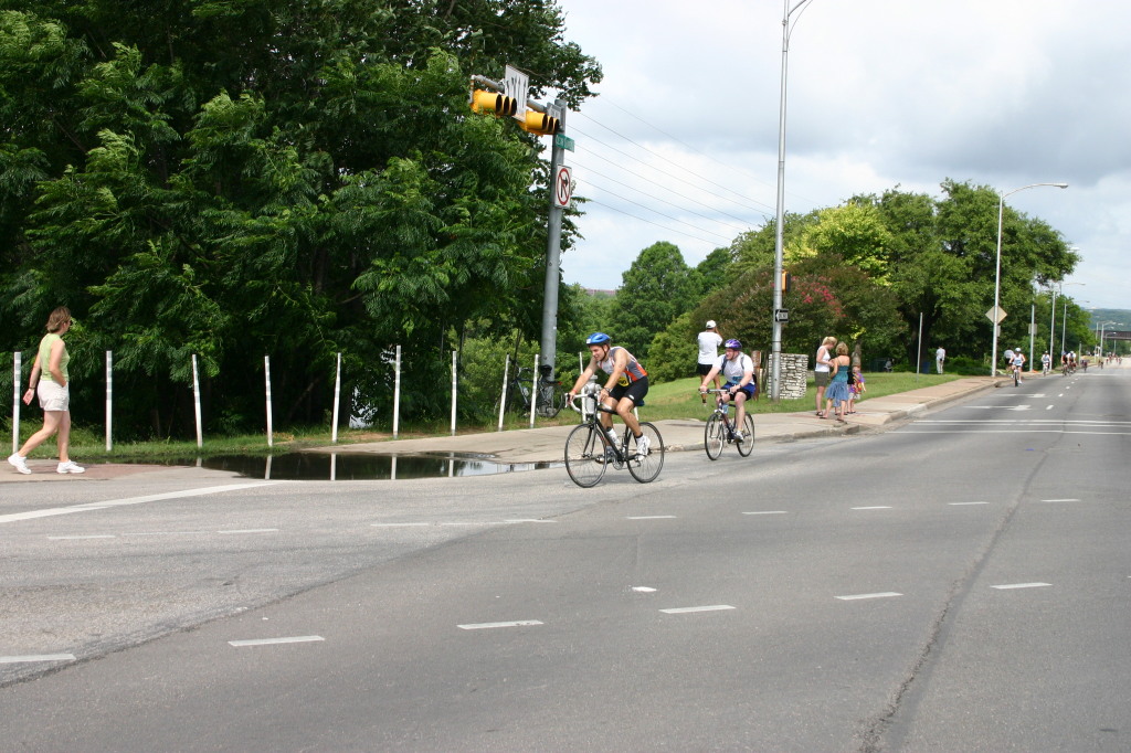 2005/05(May)/CapTexTriathlon/1024x768_2005-05-30-CapTexTri-44-Ben-bike.JPG