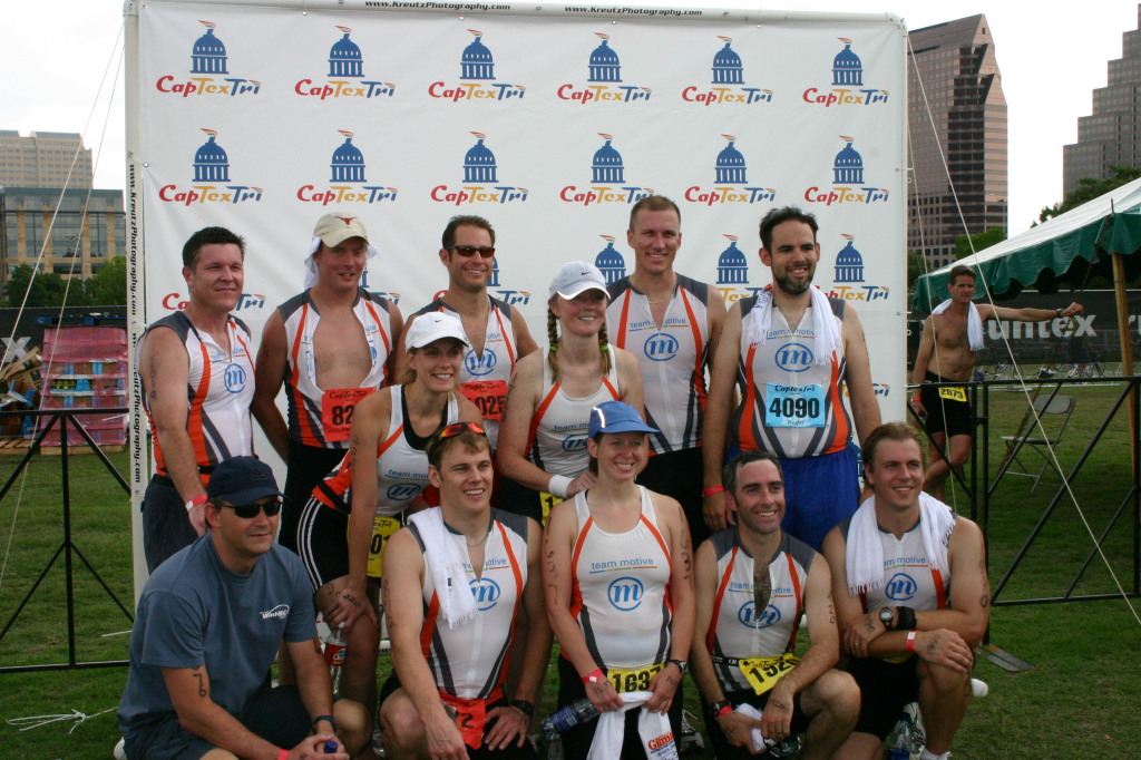 2005/05(May)/CapTexTriathlon/1024x768_2005-05-30-CapTexTri-68-Team-Motive.JPG
