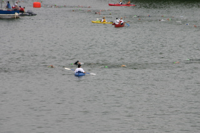 2005/05(May)/CapTexTriathlon/640x480_2005-05-30-CapTexTri-14.JPG