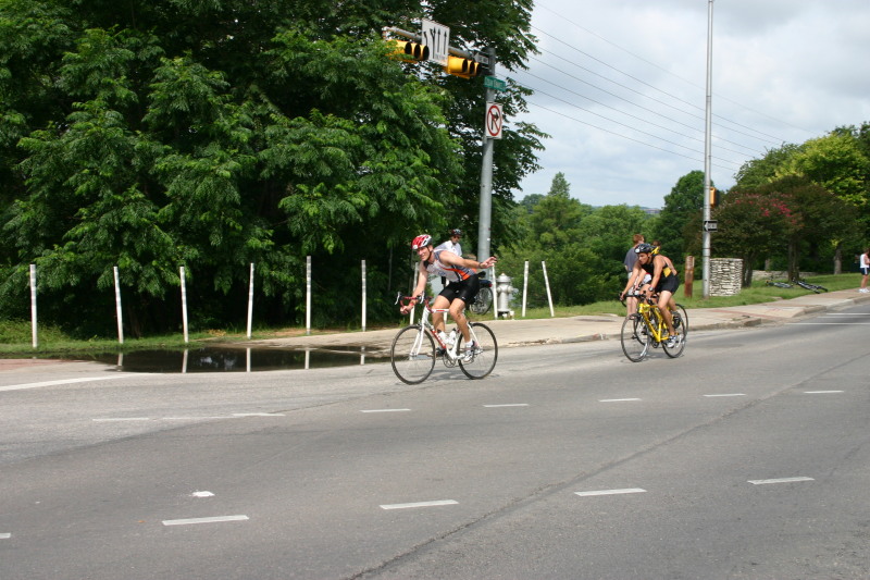 2005-05-30-CapTexTri-36-Travis-bike.JPG