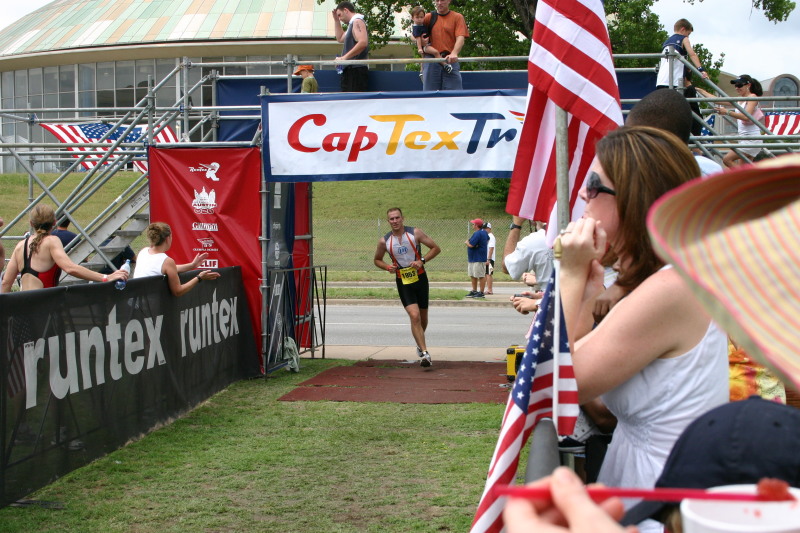 2005-05-30-CapTexTri-55-Travis-finish.JPG
