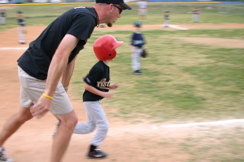 2005-05-07-Chance-Tball-07-running.JPG