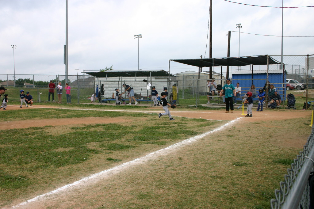 2005-05-07-Chance-Tball-24-catcher.JPG