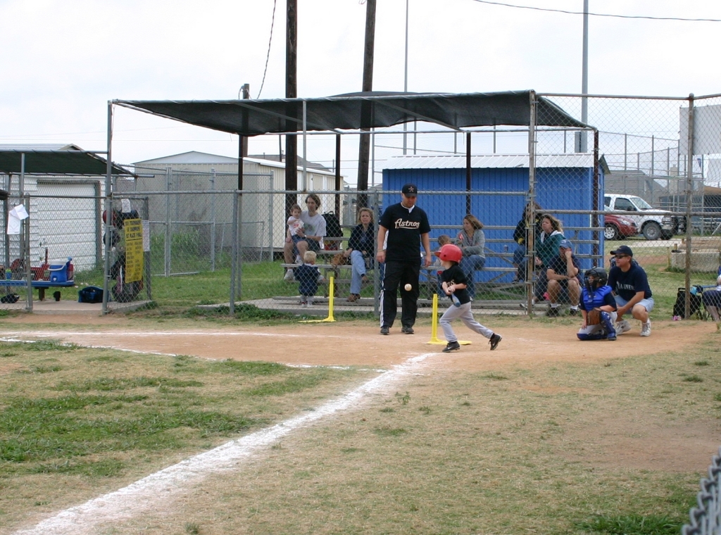 2005-05-07-Chance-Tball-36-batting--foul-ball.JPG