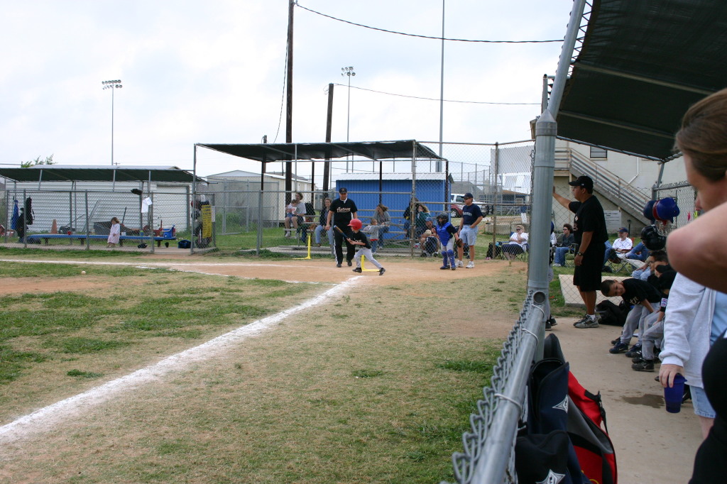 2005-05-07-Chance-Tball-40-batting-perfect-hit.JPG