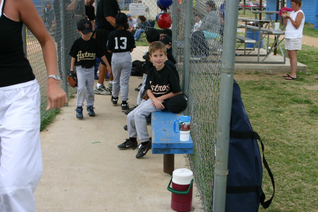 2005-05-07-Chance-Tball-15-bench.JPG